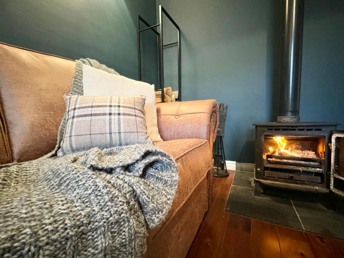 Chestnut Cottage Dalmellington ภายนอก รูปภาพ
